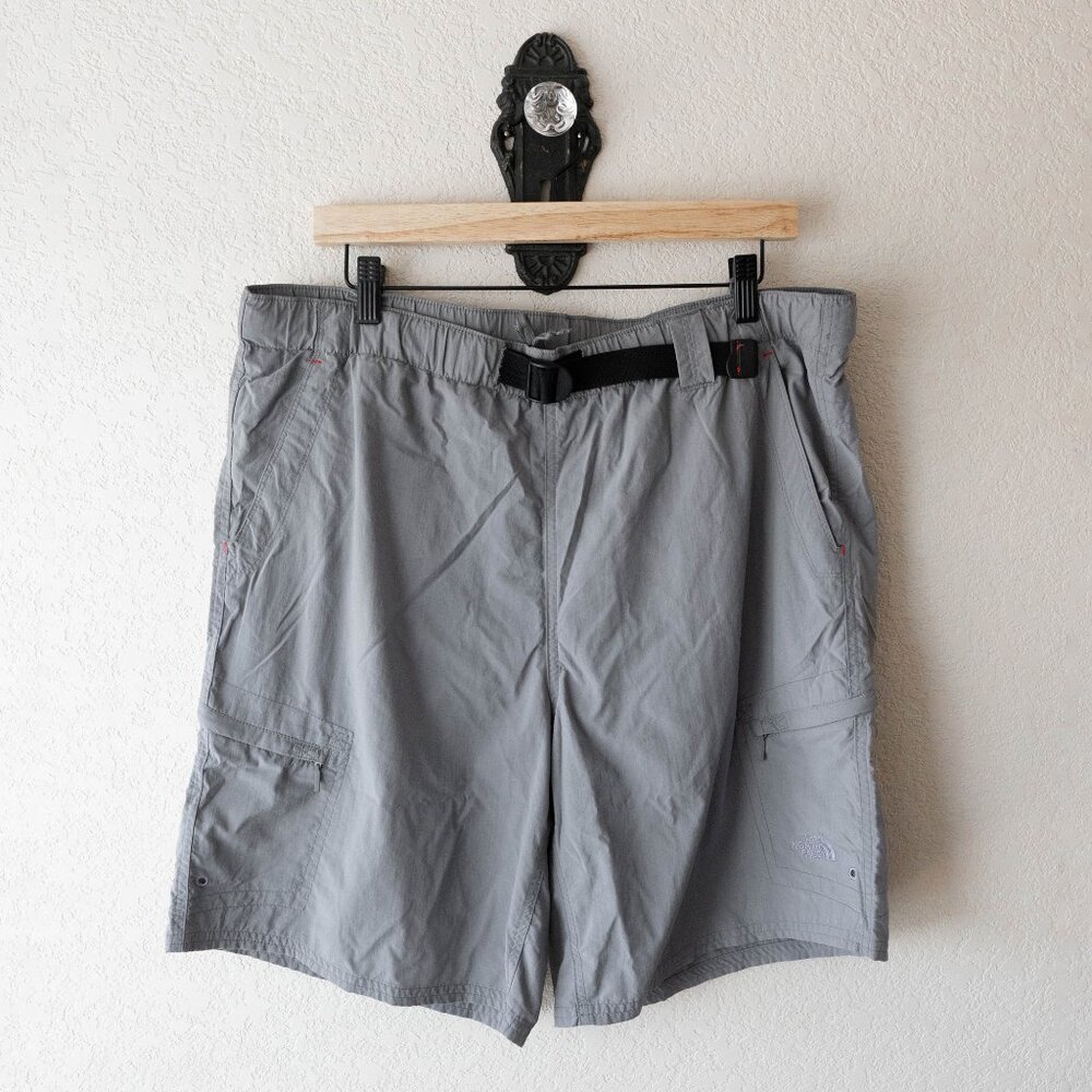The North Face Men’s Sz Medium Gray Hiking Shorts Quick-Dry Outdoor Utility Belt